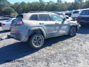 ✅ 2019 Jeep Cherokee Trailhawk • VIN: 1C4PJMBX1KD251067 • Lot: 43497885. Wystawiony na IAAI z przebiegiem 110 215 mil. Bezpłatny archiwum sprzedaży aukcyjnych z USA i szczegółowy raport historii pojazdu na DreamBid. Zdjęcie 4.