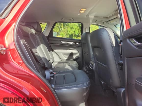 ✅ 2024 Mazda CX-5 S Premium • VIN: JM3KFBDL3R0464301 • Lot: 89820055. Listed on Copart with 8,588 mi. Free auction sales archive from the USA and detailed vehicle history report at DreamBid. Image 11.