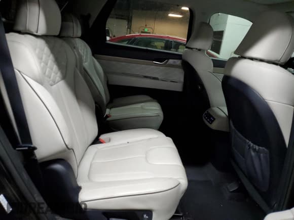 ✅ 2022 Hyundai Palisade Calligraphy • VIN: KM8R7DHE0NU408469 • Лот: 44049125. Опубликован ранее на Copart с пробегом 33 997 миль. Бесплатный доступ к архиву аукционных продаж из США и подробный отчёт об истории автомобиля на DreamBid. Изображение 11.