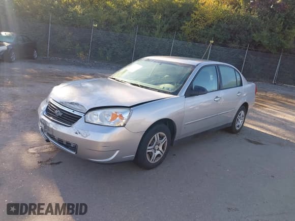 ✅ 2007 Chevrolet Malibu 1LS • VIN: 1G1ZS58FX7F158417 • Lot: 43537463. Listed on IAAI with 181,224 mi. Free auction sales archive from the USA and detailed vehicle history report at DreamBid. Image 2.