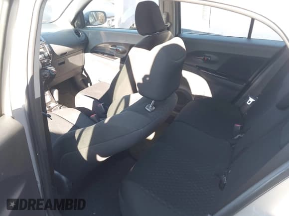 ✅ 2008 Scion xD • VIN: JTKKU10448J009711 • Lot: 43880341. Listed on IAAI with 122,171 mi. Free auction sales archive from the USA and detailed vehicle history report at DreamBid. Image 8.