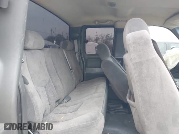 ✅ 2007 Chevrolet Silverado 2500HD Work Truck • VIN: 1GCHC29U77E172177 • Lot: 43829245. Listed on IAAI with 358,136 mi. Free auction sales archive from the USA and detailed vehicle history report at DreamBid. Image 8.
