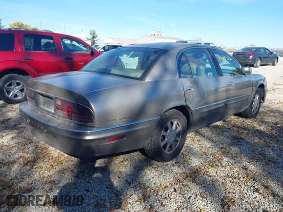 ✅ 2002 Buick Park Avenue • VIN: 1G4CW54K624123281 • Лот: 43624522. Опубликован ранее на IAAI с пробегом 261 542 миль. Бесплатный доступ к архиву аукционных продаж из США и подробный отчёт об истории автомобиля на DreamBid. Изображение 4.