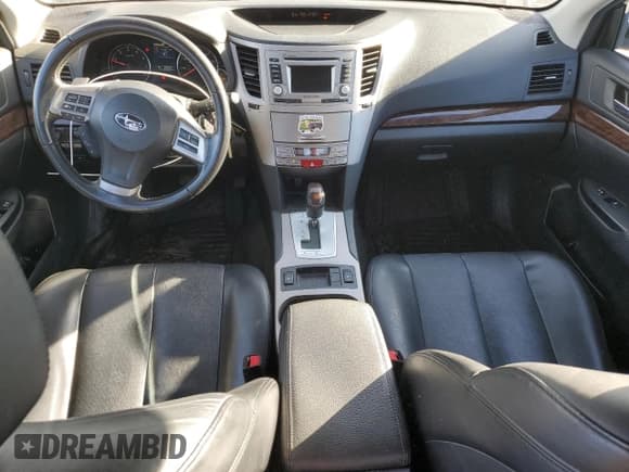 ✅ 2013 Subaru Legacy Limited • VIN: 4S3BMCK69D3042218 • Лот: 87408395. Опубликован ранее на Copart с пробегом 171 638 миль. Бесплатный доступ к архиву аукционных продаж из США и подробный отчёт об истории автомобиля на DreamBid. Изображение 8.