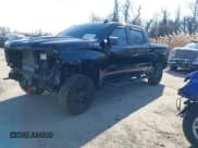 ✅ 2023 Chevrolet Silverado 1500 Custom Trail Boss • VIN: 3GCPDCEK2PG137008 • Lot: 41492242. Wystawiony na IAAI z przebiegiem 13 264 mil. Bezpłatny archiwum sprzedaży aukcyjnych z USA i szczegółowy raport historii pojazdu na DreamBid. Zdjęcie 2.