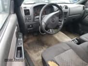 ✅ 2004 GMC Canyon SLE Z71 • VIN: 1GTDT196148181705 • Лот: 86918644. Опубликован ранее на Copart с пробегом 184 364 миль. Бесплатный доступ к архиву аукционных продаж из США и подробный отчёт об истории автомобиля на DreamBid. Изображение 8.