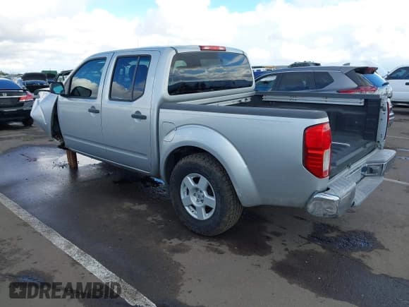✅ 2005 Nissan Frontier LE • VIN: 1N6AD07U05C463681 • Lot: 43757506. Listed on IAAI with 184,377 mi. Free auction sales archive from the USA and detailed vehicle history report at DreamBid. Image 3.