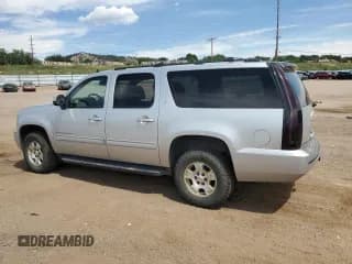 ✅ 2011 Chevrolet Suburban LT • VIN: 1GNSKJE31BR270419 • Lot: 69434114. Wystawiony na Copart z przebiegiem 209 590 mil. Bezpłatny archiwum sprzedaży aukcyjnych z USA i szczegółowy raport historii pojazdu na DreamBid. Zdjęcie 2.