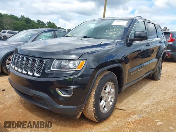 ✅ 2015 Jeep Grand Cherokee Laredo • VIN: 1C4RJEAG0FC125942 • Лот: 42986978. Опубликован ранее на IAAI с пробегом 158 072 миль. Бесплатный доступ к архиву аукционных продаж из США и подробный отчёт об истории автомобиля на DreamBid. Изображение 18.