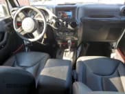 ✅ 2018 Jeep Wrangler Unlimited Rubicon Recon • VIN: 1C4BJWFG8JL849340 • Lot: 91304235. Listed on Copart with 104,700 mi. Free auction sales archive from the USA and detailed vehicle history report at DreamBid. Image 8.