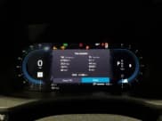 ✅ 2025 Volvo XC60 Core • VIN: YV4M12RJ7S1093423 • Лот: 70765565. Опубликован ранее на Copart с пробегом 14 396 миль. Бесплатный доступ к архиву аукционных продаж из США и подробный отчёт об истории автомобиля на DreamBid. Изображение 9.