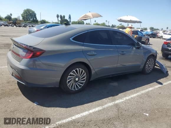 ✅ 2020 Hyundai Sonata Ultimate • VIN: KMHL34JJ6LA012084 • Лот: 69891204. Размещён на Copart с пробегом 118 093 миль миль. Получите бесплатный доступ к архиву аукционных продаж из США и посмотрите подробный отчёт об истории автомобиля на DreamBid. Изображение 3.