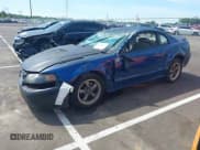 ✅ 1999 Ford Mustang • VIN: 1FAFP4042XF198223 • Lot: 42758722. Wystawiony na IAAI z przebiegiem Nie podano. Bezpłatny archiwum sprzedaży aukcyjnych z USA i szczegółowy raport historii pojazdu na DreamBid. Zdjęcie 2.