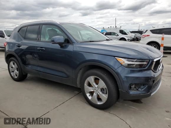 ✅ 2021 Volvo XC40 Momentum • VIN: YV4162UK3M2600822 • Lot: 49865463. Listed on Copart with 74,340 mi. Free auction sales archive from the USA and detailed vehicle history report at DreamBid. Image 4.
