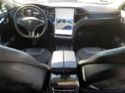 ✅ 2016 Tesla Model S 70 • VIN: 5YJSA1E13GF153870 • Lot: 86662615. Wystawiony na Copart z przebiegiem 179 897 mil. Bezpłatny archiwum sprzedaży aukcyjnych z USA i szczegółowy raport historii pojazdu na DreamBid. Zdjęcie 8.