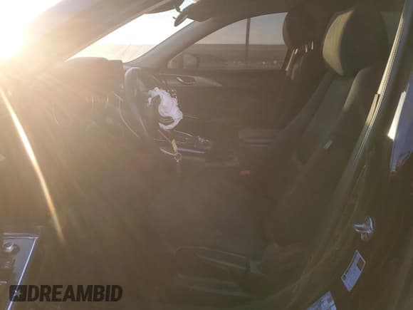 ✅ 2019 Mazda CX-9 Sport • VIN: JM3TCABY2K0325613 • Lot: 86679034. Wystawiony na Copart z przebiegiem 78 233 mil. Bezpłatny archiwum sprzedaży aukcyjnych z USA i szczegółowy raport historii pojazdu na DreamBid. Zdjęcie 7.