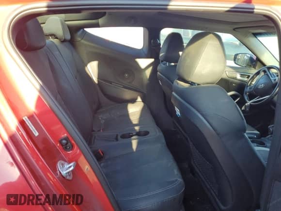 2015 Hyundai Veloster Turbo с VIN KMHTC6AE0FU229681, выставлен на аукционе Copart как лот 72837774 с пробегом 90 372 миль миль и Чистый • Clean title. История ставок и продаж доступна на DreamBid. Изображение 10.