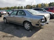 ✅ 2002 Acura RL • VIN: JH4KA96692C014405 • Лот: 85010505. Опубликован ранее на Copart с пробегом 137 692 миль. Бесплатный доступ к архиву аукционных продаж из США и подробный отчёт об истории автомобиля на DreamBid. Изображение 2.