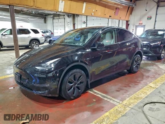 ✅ 2024 Tesla Model Y Long Range • VIN: 7SAYGDEE8RF130300 • Лот: 94892575. Опубликован ранее на Copart с пробегом 19 035 миль. Бесплатный доступ к архиву аукционных продаж из США и подробный отчёт об истории автомобиля на DreamBid. Изображение 1.