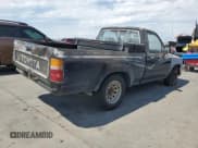 ✅ 1989 Toyota Pickup DX • VIN: JT4RN81P8K5014804 • Лот: 70392385. Опубликован ранее на Copart с пробегом 207 317 миль. Бесплатный доступ к архиву аукционных продаж из США и подробный отчёт об истории автомобиля на DreamBid. Изображение 3.