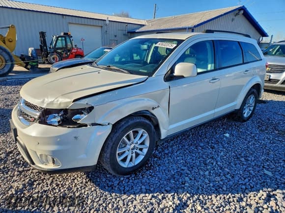 ✅ 2014 Dodge Journey SXT • VIN: 3C4PDCBB5ET154975 • Lot: 93632375. Wystawiony na Copart z przebiegiem 139 716 mil. Bezpłatny archiwum sprzedaży aukcyjnych z USA i szczegółowy raport historii pojazdu na DreamBid. Zdjęcie 1.