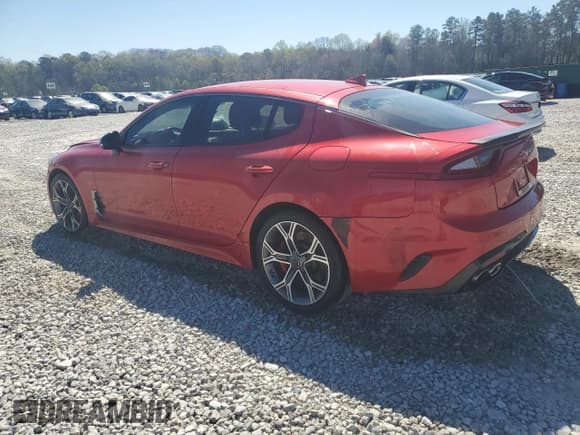 ✅ 2018 Kia Stinger GT • VIN: KNAE35LC6J6040076 • Lot: 49877075. Wystawiony na Copart z przebiegiem 105 680 mil. Bezpłatny archiwum sprzedaży aukcyjnych z USA i szczegółowy raport historii pojazdu na DreamBid. Zdjęcie 2.