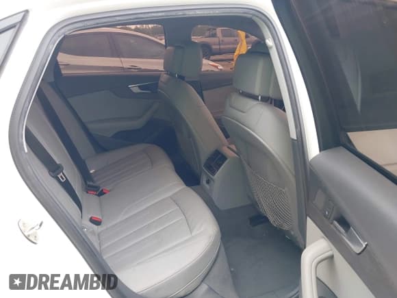 ✅ 2019 Audi A4 Premium • VIN: WAUGMAF49KN020608 • Лот: 42644650. Опубликован ранее на IAAI с пробегом 76 086 миль. Бесплатный доступ к архиву аукционных продаж из США и подробный отчёт об истории автомобиля на DreamBid. Изображение 8.