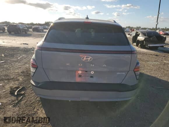 2024 Hyundai Kona SEL с VIN KM8HC3A65RU003931, выставлен на аукционе Copart как лот 83816244 с пробегом 6 571 миль миль и На запчасти • Non repairable. История ставок и продаж доступна на DreamBid. Изображение 6.