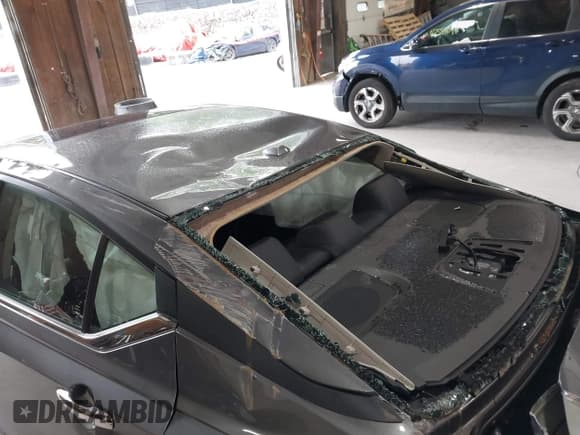 ✅ 2024 Nissan Altima SV • VIN: 1N4BL4DWXRN310443 • Lot: 42703161. Wystawiony na IAAI z przebiegiem 31 861 mil. Bezpłatny archiwum sprzedaży aukcyjnych z USA i szczegółowy raport historii pojazdu na DreamBid. Zdjęcie 21.