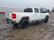 ✅ 2017 Chevrolet Silverado 2500HD Work Truck • VIN: 1GC1KUEG5HF222795 • Lot: 41717477. Wystawiony na IAAI z przebiegiem 223 784 mil. Bezpłatny archiwum sprzedaży aukcyjnych z USA i szczegółowy raport historii pojazdu na DreamBid. Zdjęcie 4.