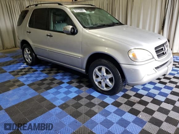✅ 2003 Mercedes-Benz M 500 • VIN: 4JGAB75EX3A393642 • Lot: 70591715. Listed on Copart with 100,363 mi. Free auction sales archive from the USA and detailed vehicle history report at DreamBid. Image 4.