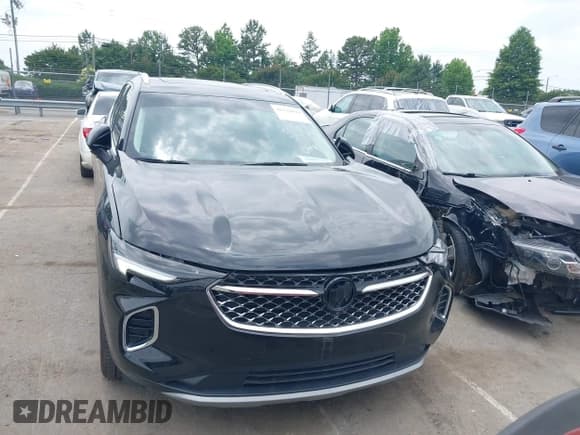 ✅ 2023 Buick Envision Avenir • VIN: LRBFZRR46PD078973 • Lot: 42394094. Wystawiony na IAAI z przebiegiem 24 348 mil. Bezpłatny archiwum sprzedaży aukcyjnych z USA i szczegółowy raport historii pojazdu na DreamBid. Zdjęcie 12.