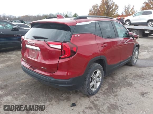 ✅ 2022 GMC Terrain SLE • VIN: 3GKALTEV5NL124264 • Lot: 43670023. Listed on IAAI with 97,177 mi. Free auction sales archive from the USA and detailed vehicle history report at DreamBid. Image 4.