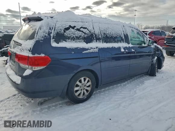 ✅ 2008 Honda Odyssey EX • VIN: 5FNRL38488B096304 • Лот: 94923815. Опубликован ранее на Copart с пробегом 157 176 миль. Бесплатный доступ к архиву аукционных продаж из США и подробный отчёт об истории автомобиля на DreamBid. Изображение 3.