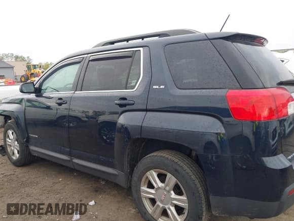 ✅ 2015 GMC Terrain SLE • VIN: 2GKALREK4F6375520 • Lot: 43272521. Listed on IAAI with 80,539 mi. Free auction sales archive from the USA and detailed vehicle history report at DreamBid. Image 15.