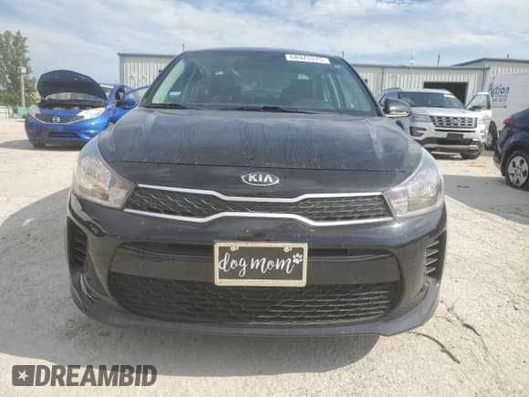 ✅ 2019 Kia Rio LX • VIN: 3KPA24AB6KE184585 • Lot: 68975375. Wystawiony na Copart z przebiegiem 77 210 mil. Bezpłatny archiwum sprzedaży aukcyjnych z USA i szczegółowy raport historii pojazdu na DreamBid. Zdjęcie 5.