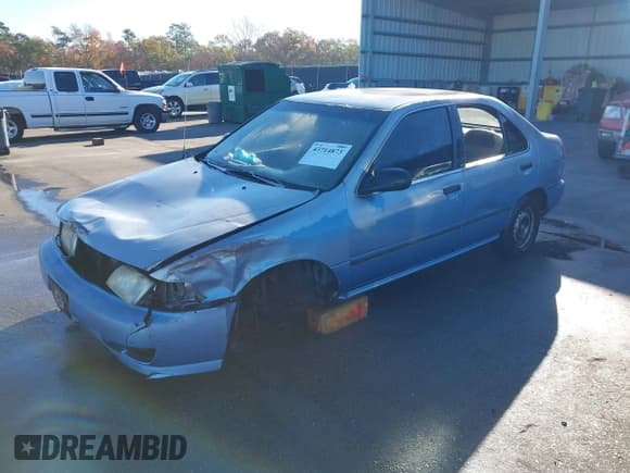 ✅ 1998 Nissan Sentra XE • VIN: 3N1AB41D0WL051505 • Lot: 43714873. Wystawiony na IAAI z przebiegiem 191 915 mil. Bezpłatny archiwum sprzedaży aukcyjnych z USA i szczegółowy raport historii pojazdu na DreamBid. Zdjęcie 2.