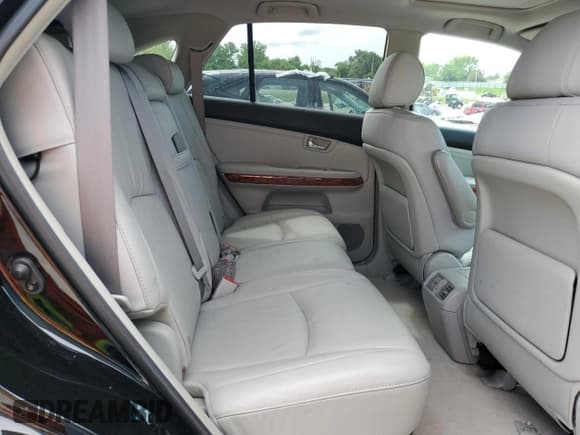 ✅ 2007 Lexus RX 350 • VIN: 2T2HK31U97C020842 • Lot: 57143295. Listed on Copart with 149,519 mi. Free auction sales archive from the USA and detailed vehicle history report at DreamBid. Image 10.