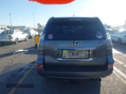 ✅ 2021 Lexus GX 460 Premium • VIN: JTJAM7BX3M5293295 • Lot: 43487034. Wystawiony na IAAI z przebiegiem 39 731 mil. Bezpłatny archiwum sprzedaży aukcyjnych z USA i szczegółowy raport historii pojazdu na DreamBid. Zdjęcie 15.