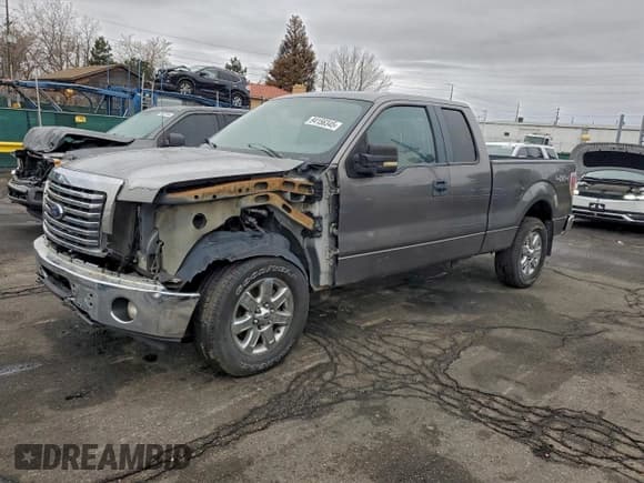✅ 2010 Ford F-150 XL • VIN: 1FTFX1EVXAFA93138 • Lot: 94156345. Listed on Copart with 139,684 mi. Free auction sales archive from the USA and detailed vehicle history report at DreamBid. Image 1.