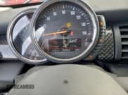 ✅ 2015 MINI Hardtop 4 Door S • VIN: WMWXU3C57F2B59655 • Lot: 93809685. Wystawiony na Copart z przebiegiem 135 932 mil. Bezpłatny archiwum sprzedaży aukcyjnych z USA i szczegółowy raport historii pojazdu na DreamBid. Zdjęcie 9.