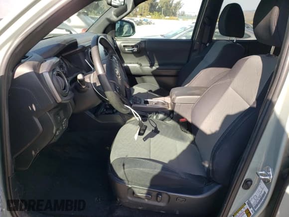 ✅ 2023 Toyota Tacoma SR • VIN: 3TMCZ5AN6PM568660 • Лот: 92316775. Опубликован ранее на Copart с пробегом 55 599 миль. Бесплатный доступ к архиву аукционных продаж из США и подробный отчёт об истории автомобиля на DreamBid. Изображение 7.