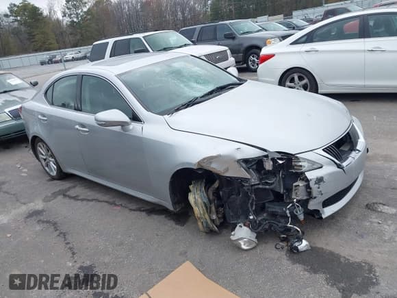 ✅ 2009 Lexus IS 250 • VIN: JTHCK262992028021 • Lot: 43875104. Wystawiony na IAAI z przebiegiem 166 655 mil. Bezpłatny archiwum sprzedaży aukcyjnych z USA i szczegółowy raport historii pojazdu na DreamBid. Zdjęcie 1.