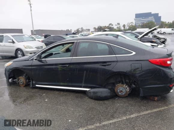 ✅ 2017 Hyundai Sonata Sport • VIN: 5NPE34AF6HH436860 • Лот: 43450092. Опубликован ранее на IAAI с пробегом Не указан. Бесплатный доступ к архиву аукционных продаж из США и подробный отчёт об истории автомобиля на DreamBid. Изображение 13.