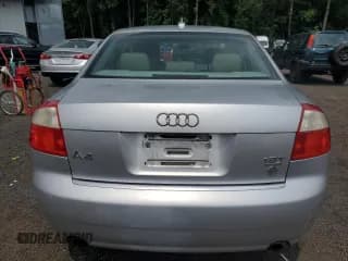 ✅ 2005 Audi A4 SE • VIN: WAULC68E05A066604 • Лот: 64644504. Опубликован ранее на Copart с пробегом 149 601 миль. Бесплатный доступ к архиву аукционных продаж из США и подробный отчёт об истории автомобиля на DreamBid. Изображение 6.
