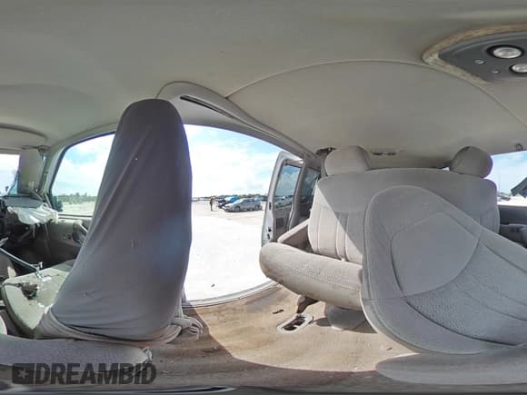 ✅ 2000 GMC Safari • VIN: 1GKDM19W0YB509187 • Лот: 72981834. Опубликован ранее на Copart с пробегом Не указан. Бесплатный доступ к архиву аукционных продаж из США и подробный отчёт об истории автомобиля на DreamBid. Изображение 12.