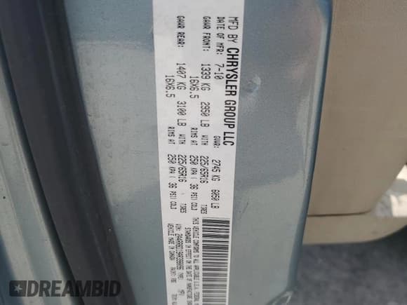 ✅ 2010 Chrysler Town & Country Touring Plus • VIN: 2A4RR8D19AR398096 • Lot: 62332725. Wystawiony na Copart z przebiegiem 289 102 mil. Bezpłatny archiwum sprzedaży aukcyjnych z USA i szczegółowy raport historii pojazdu na DreamBid. Zdjęcie 13.