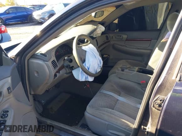 ✅ 2001 Chevrolet Impala • VIN: 2G1WF52E219209206 • Lot: 43387151. Listed on IAAI with 94,960 mi. Free auction sales archive from the USA and detailed vehicle history report at DreamBid. Image 5.