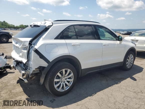 ✅ 2023 Cadillac XT4 AWD Sport • VIN: 1GYFZFR44PF188077 • Lot: 64066155. Wystawiony na Copart z przebiegiem 23 126 mil. Bezpłatny archiwum sprzedaży aukcyjnych z USA i szczegółowy raport historii pojazdu na DreamBid. Zdjęcie 3.