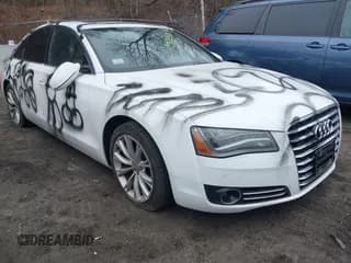 ✅ 2012 Audi A8 • VIN: WAUAVAFD9CN025571 • Lot: 41919518. Wystawiony na IAAI z przebiegiem 134 341 mil. Bezpłatny archiwum sprzedaży aukcyjnych z USA i szczegółowy raport historii pojazdu na DreamBid. Zdjęcie 1.
